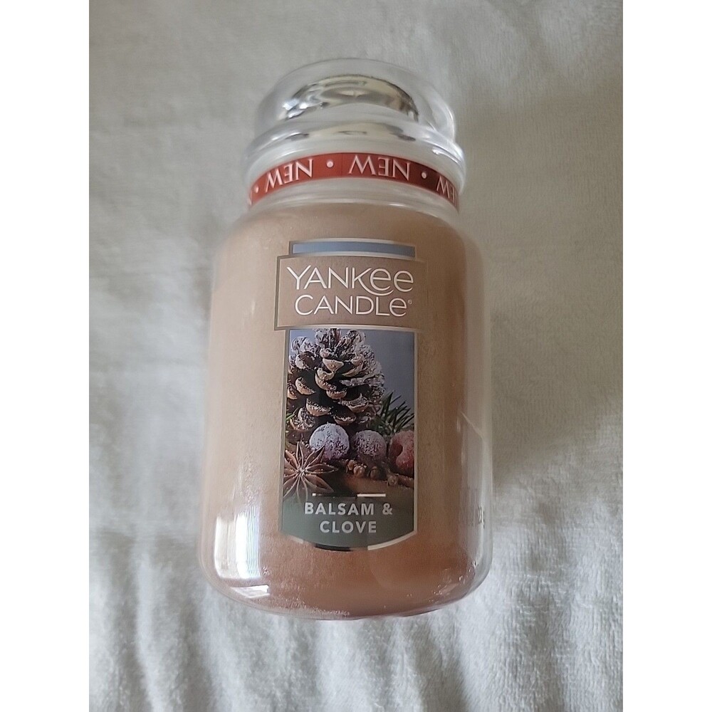 Large Yankee Candle Balsam and Clove 22 oz.